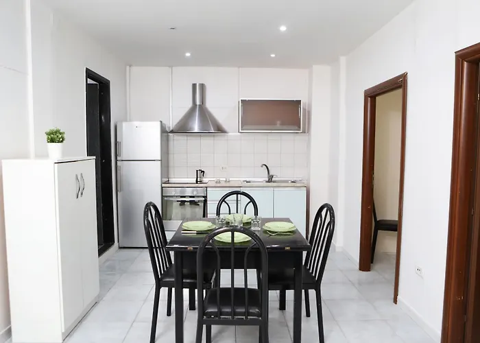 Napoli Centrale Budget Apartment